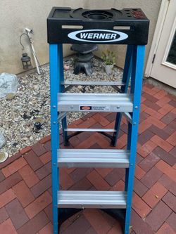 Werner Ladder 4’8
