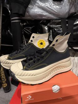 Converse Chuck Men Size 9