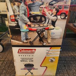 NEW Coleman RoadTrip/Tailgate Style Gas Grill- 20,000 BTU MSRP $169.99