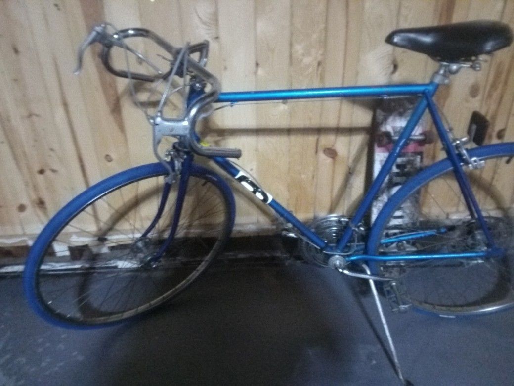 1972 Vintage Schwinn Racing Bike