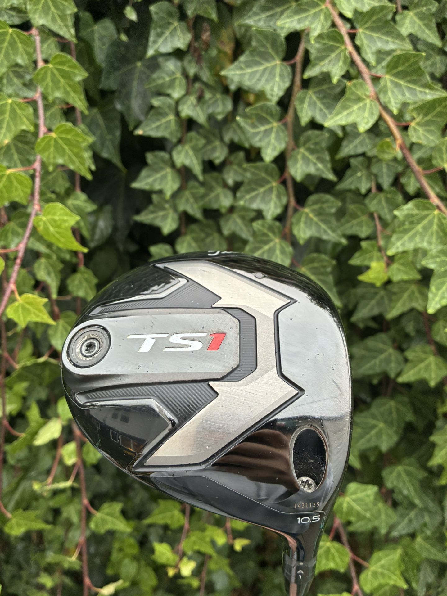 Titleist TS1 10.5° Driver — Tour AD IZ-5X Shaft