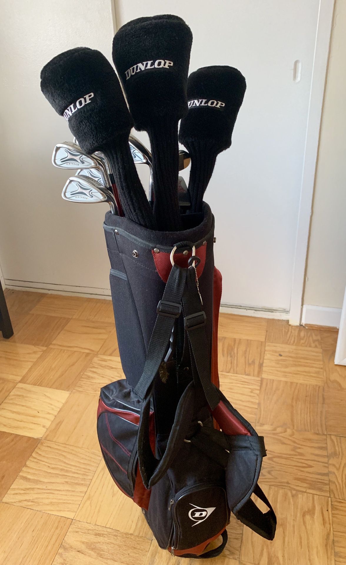 Dunlop Full Golf Club Set (Carrier and Balls Included)