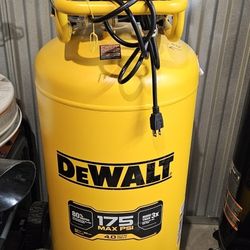 Dewalt 26 Gal. 175 PSI Ultra Quiet Portable Electric Air Compressor