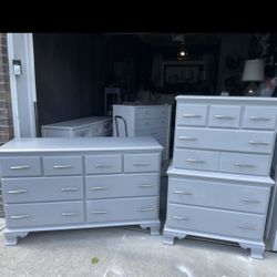 Matching Light Grey Solid Wood Dresser Set 