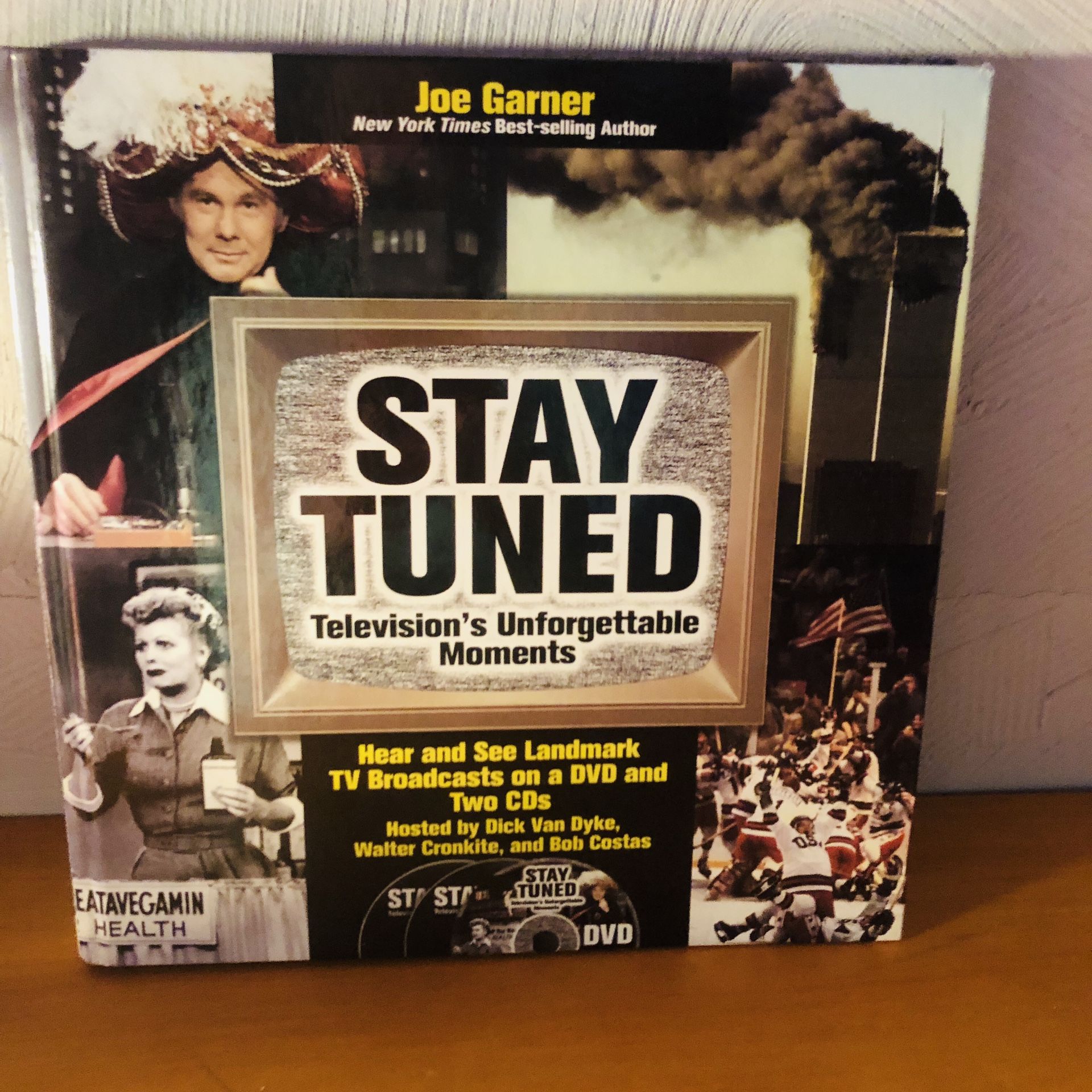 “STAY TUNED, Television’s Unforgettable Moments” book w/2 CD’s (never opened) by the New York Times Beat-selling author-JoeGarner 1992