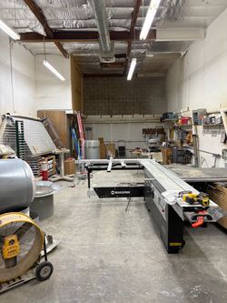 Sliding table saw / “ Maksiwa”