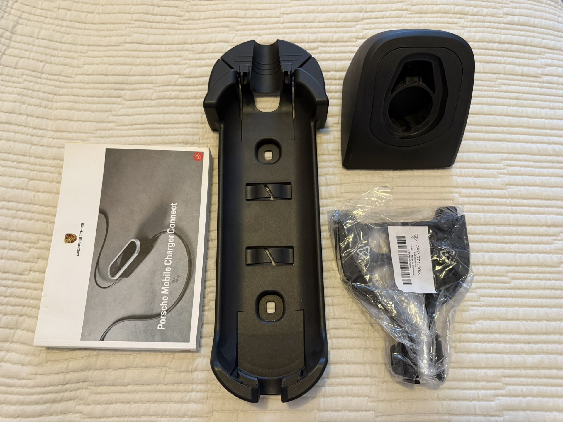 NEW Porsche Wall Bracket + Manual