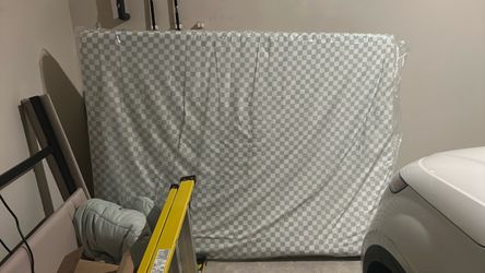 Queen Mattress Still in Plastic Wrap