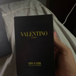 Valentino Yellow dream