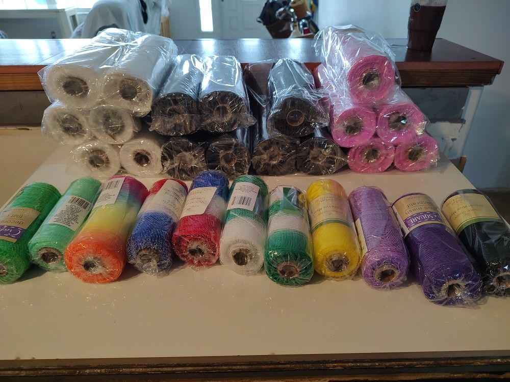 Calling all crafters! Great stuff brand new in package, great for making wreaths 10x10 size & 6 in 