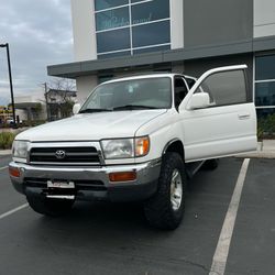 Toyota 4Runner SR5