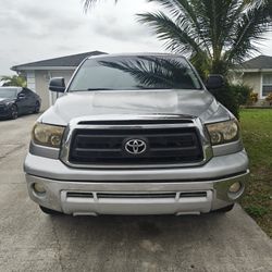2013 Toyota Tundra SR5