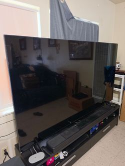 LG - 86" 4K UHD
TV (2024)