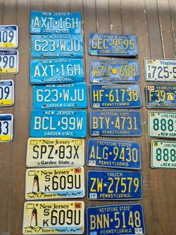 Vintage US License Plate Collection Expired for Collectible Decor