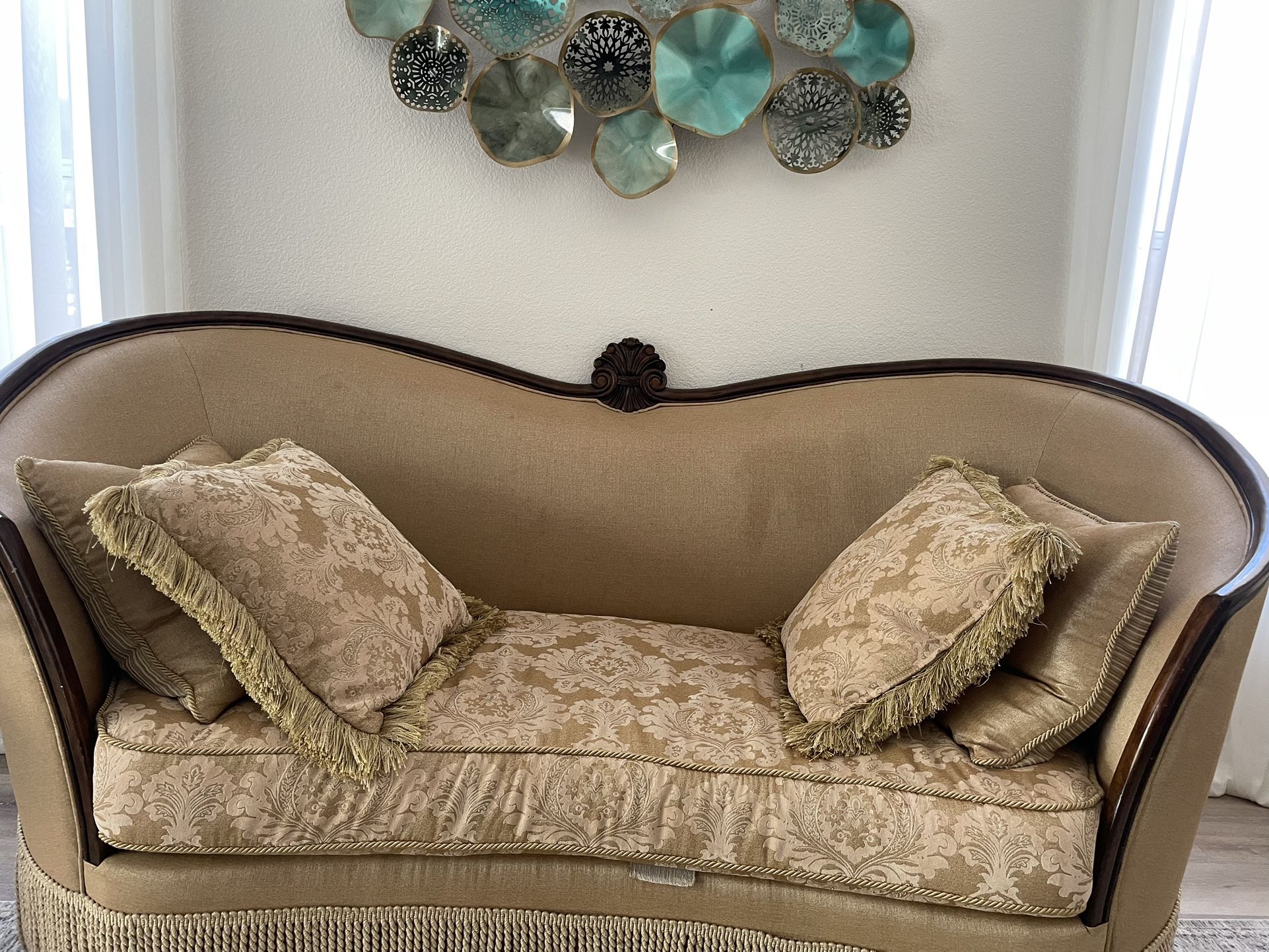 Michael Amini Jane Seymour Designer Sofa – Elegant Vintage Style, Excellent Condition