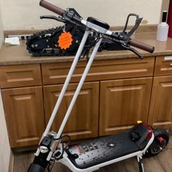 10033 Phantom Electric Scooter 69719