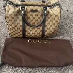 Medium Gucci Duffel Bag