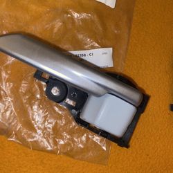 2020 TOYOTA COROLLA REAR DOOR INTERIOR HANDLE Driver SIDE - SILVER OEM