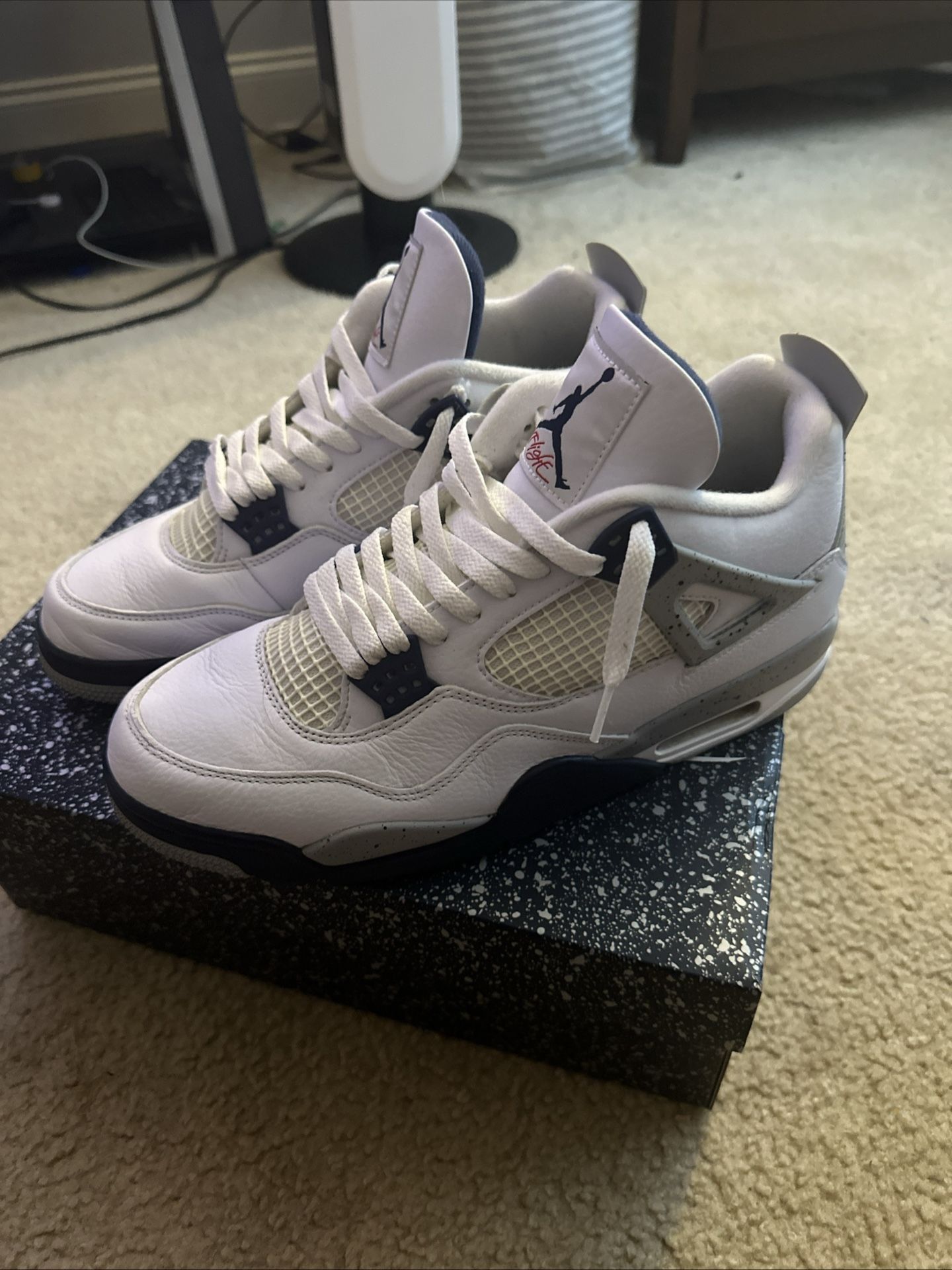 Jordan 4 Retro Midnight Navy’s