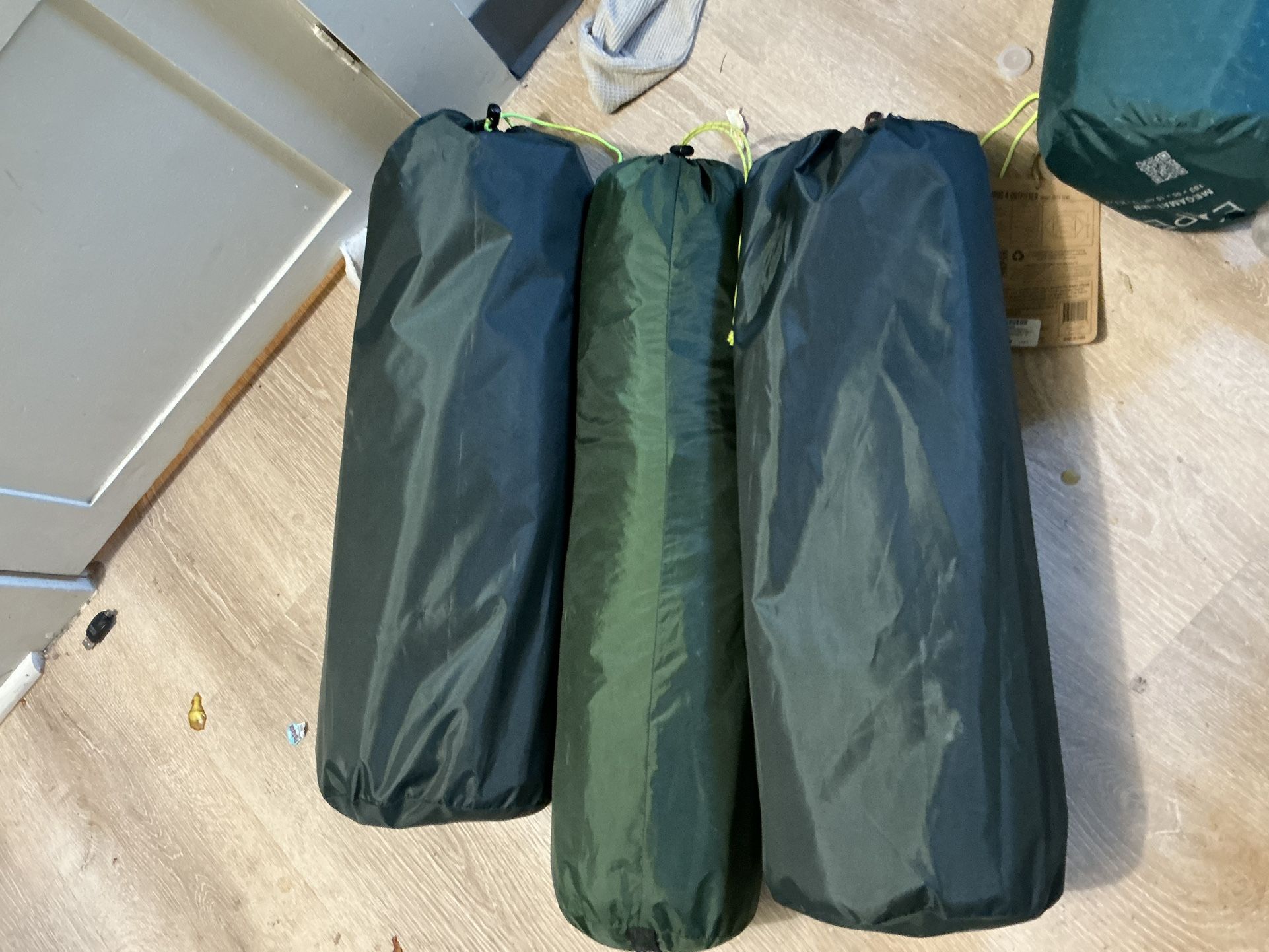 New camping tents taurus 4 outfitter tent 3 of them new never used