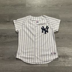 90s Vintage Majestic MLB New York Yankees Women's white baseball jersey