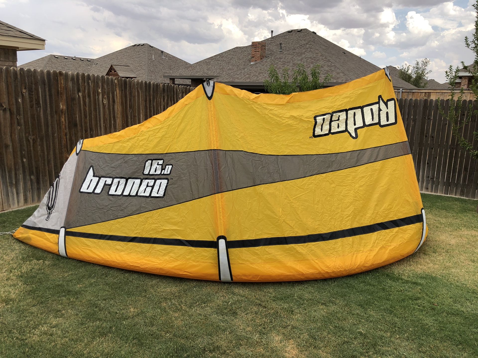 16.0 Ocean Rodeo Bronco Kiteboarding Kite and Accessories