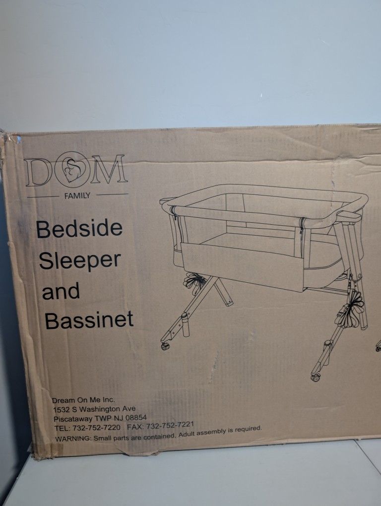 Dream On Me Beside Bassinet