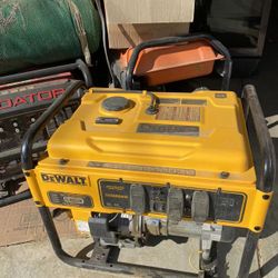 DEWALT 6500-Watt Manual Start Gas-Powered Portable Generator with Idle Control, Covered Outlets and CO Protect