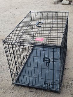 Jaula para mascotas espaciosa