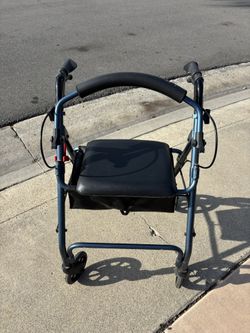 Nova lightweight walker