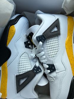 Air Jordan 4 Retro White Yellow Sneakers