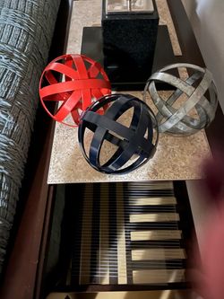 Decorative balls