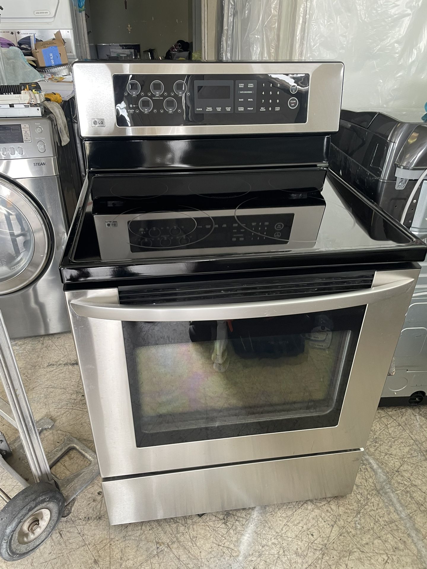 LG Glass Top Stove