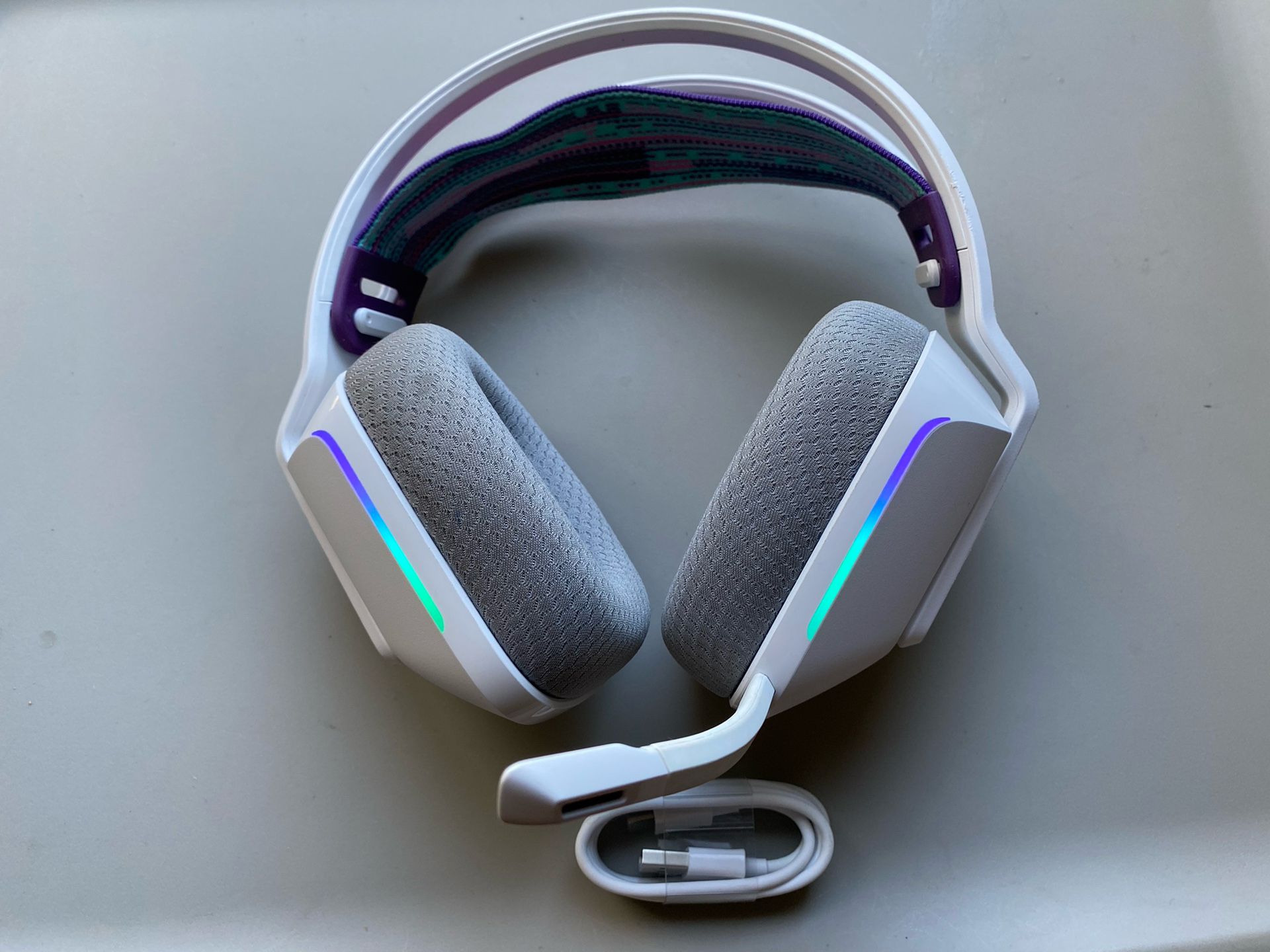 Logitech G733 Wireless Gaming Headset