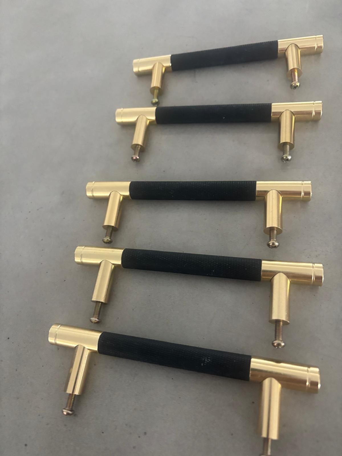 5 drawers handled with leather grip in the middle .. 4” bet screws.. $40 for all