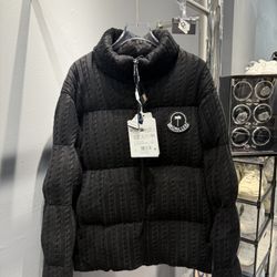moncler palm angles