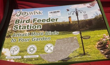 Bird feeder