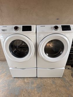 SAMSUNG Washer And Dryer Electric SET