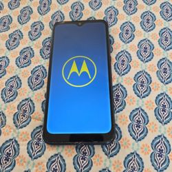Motorola  Phone Excellent Working Condition  Needs New Owenr 