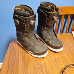 Thirty-two  Comfort Fit  Boa Snowboard Boots  10.5