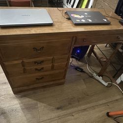 VINTAGE OLD WOOD HIGH QUALITY DESK - Great Condition - $130 