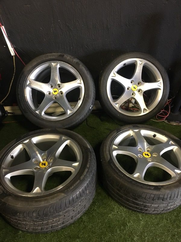 Ferrari California Rims with tires like new