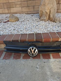 VW Volkswagen Front Grille with Emblem for mk4 gti