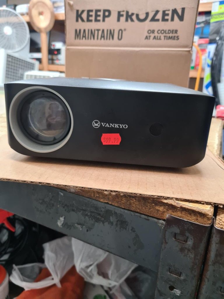 VANKYO Leisure Wifi 1080P Full HD LCD Mini Projector, Black