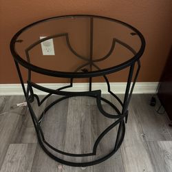 Circular Table 