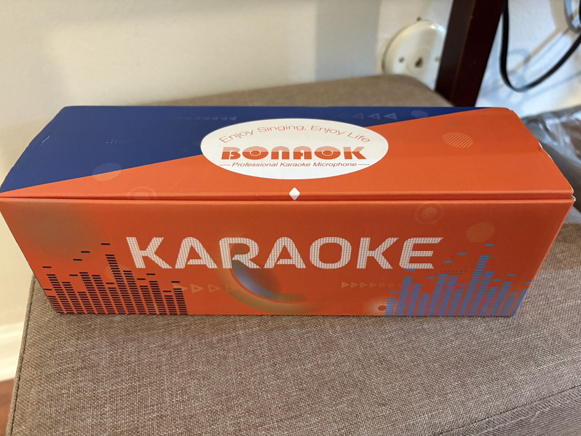 Wireless Bluetooth Karaoke Microphone
