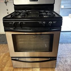 Frigidaire Refrigerator 