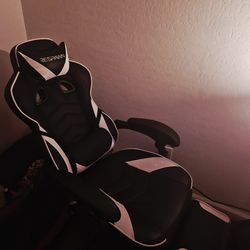 MOVING MUST GO IMMEDIATELY !