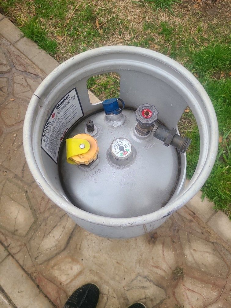 Forklift Propane Tank