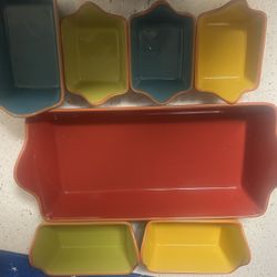 Costa Del Sol Party Dishes/Tray 7-Piece Bright Colors